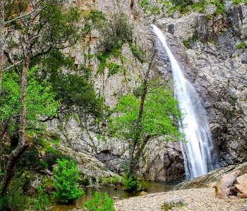 Visualizza la notizia: Cascata Piscina Irgas