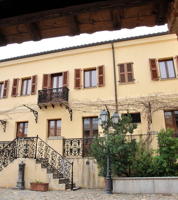 Facciata di Casa Dessì