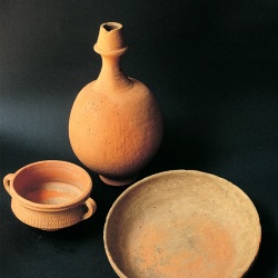 Montegranatico, alcuni reperti archeologici ceramici