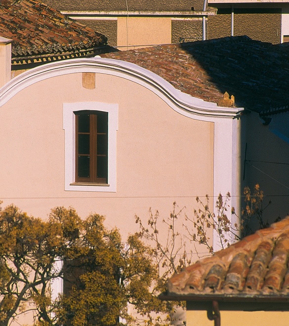 Glimpse of the facade