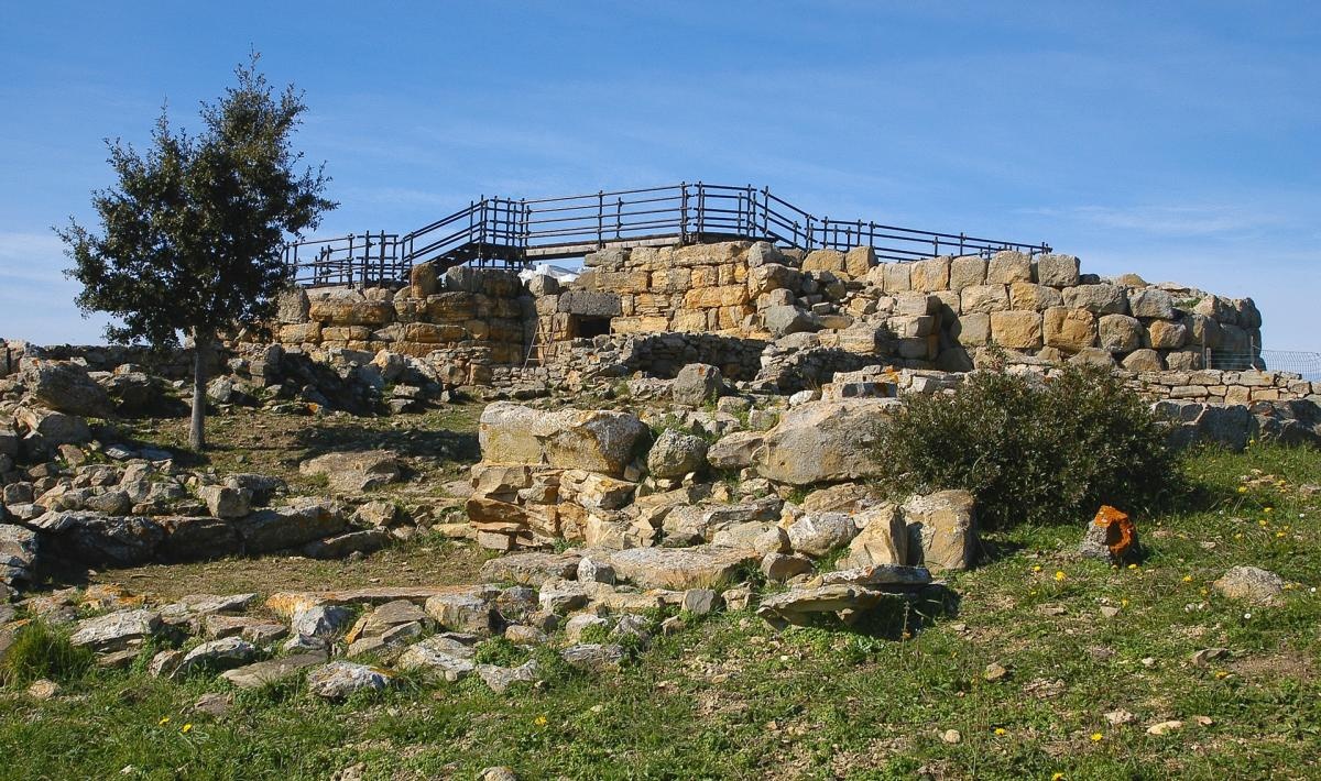 Nuraghe Genna Maria