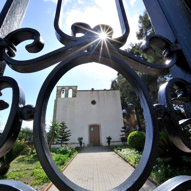 Facciata della chiesa di San Gavino