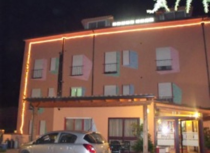 Visualizza la notizia: Hotel Ester ***